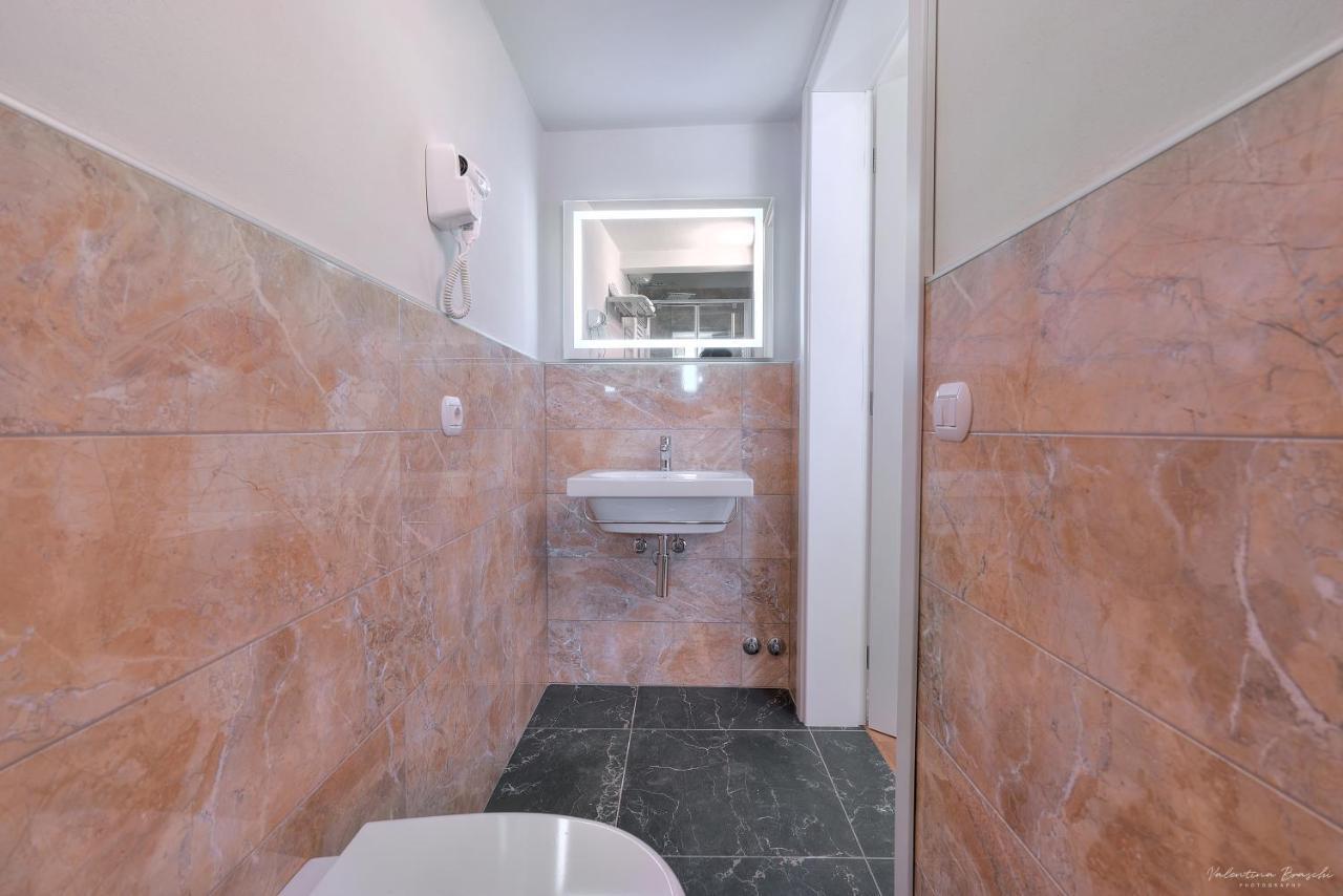 Cosmos 3* Florenz
